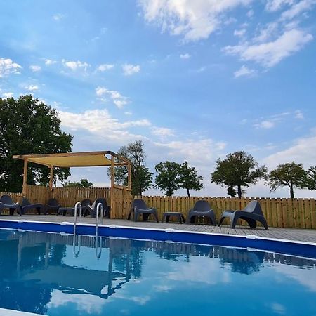 Le Petit Moulin Bed & Breakfast Saint-Hilaire  Eksteriør bilde