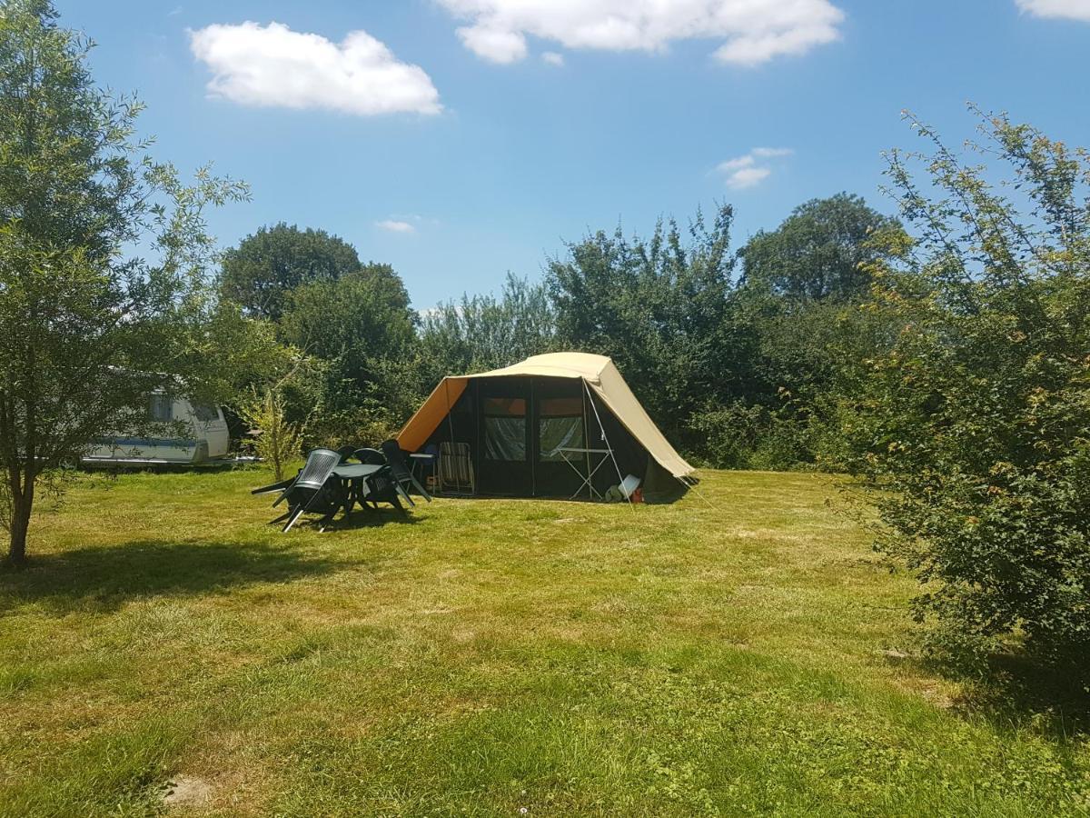 Le Petit Moulin Bed & Breakfast Saint-Hilaire  Eksteriør bilde