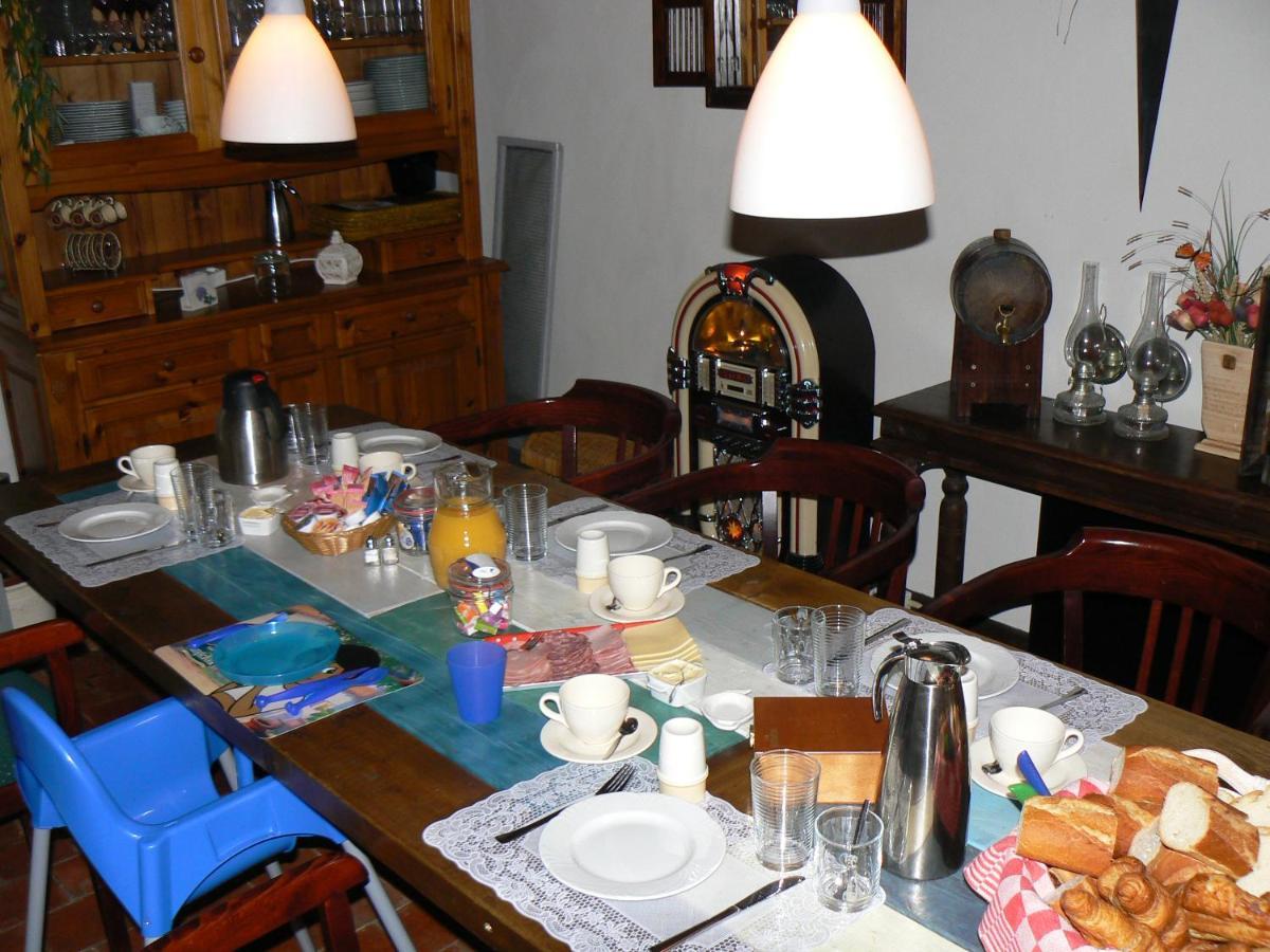 Le Petit Moulin Bed & Breakfast Saint-Hilaire  Eksteriør bilde