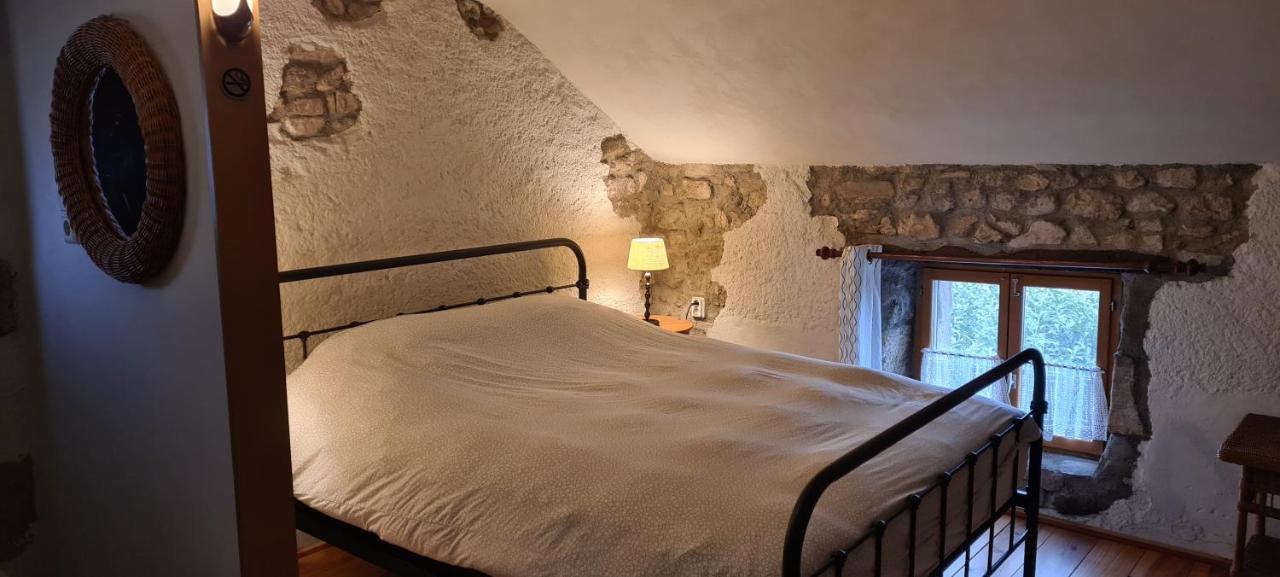 Le Petit Moulin Bed & Breakfast Saint-Hilaire  Eksteriør bilde