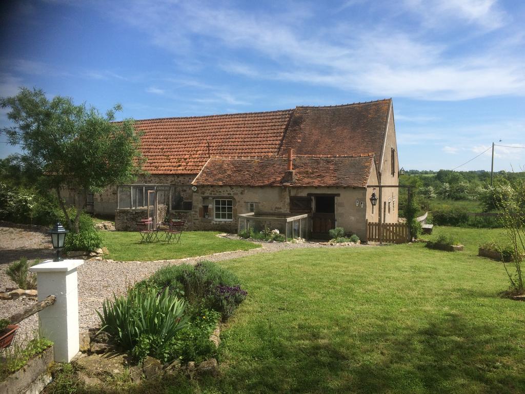 Le Petit Moulin Bed & Breakfast Saint-Hilaire  Eksteriør bilde