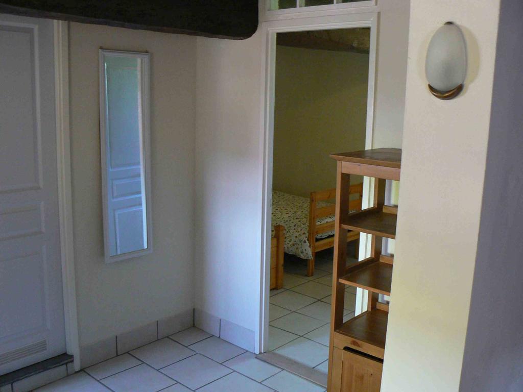 Le Petit Moulin Bed & Breakfast Saint-Hilaire  Rom bilde